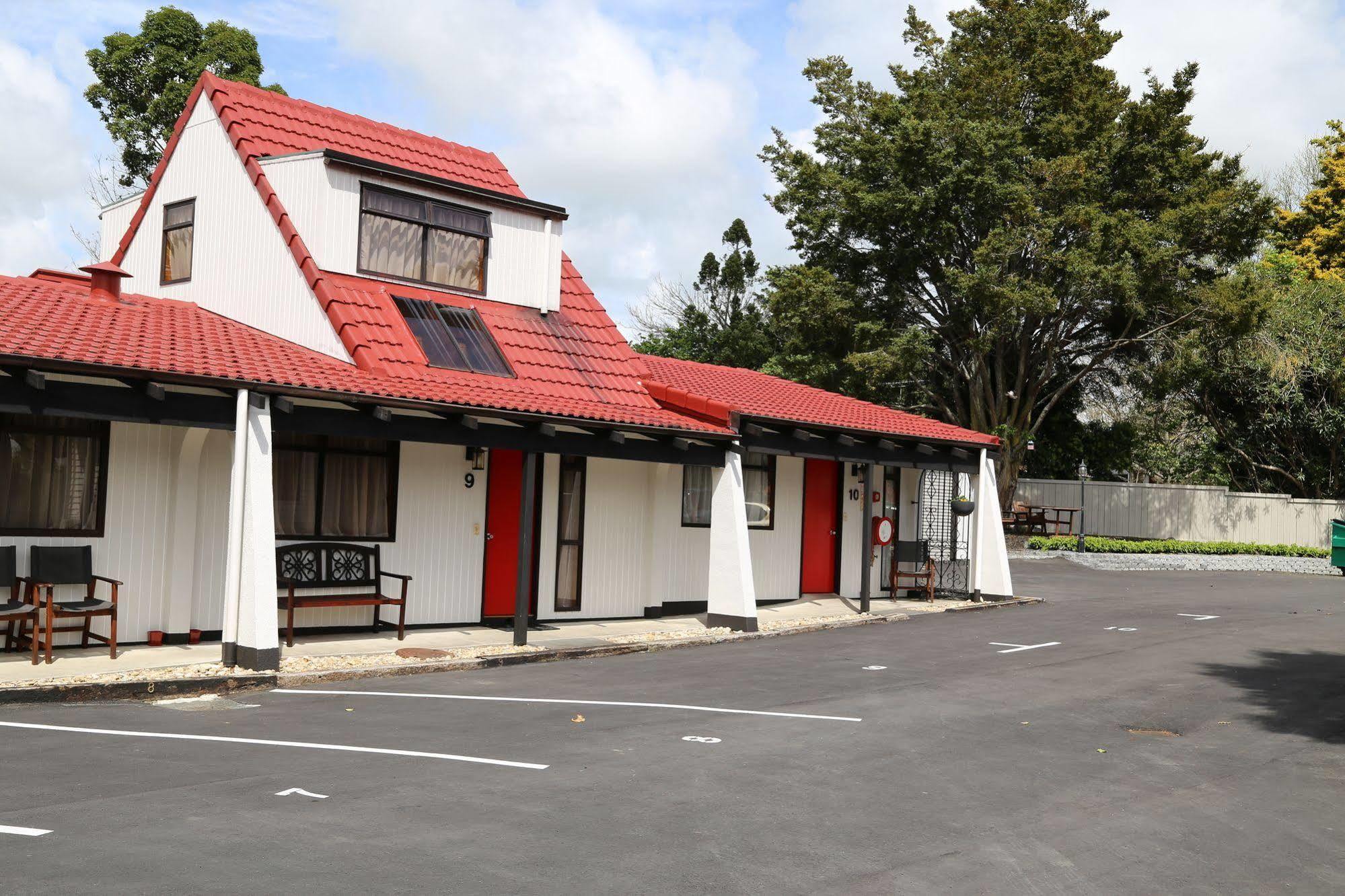 Papakura Motor Lodge & Motel Exterior foto